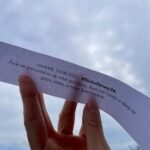 czwartek, 14.08.2025 – #NieboStrony34: Życie nie jest czymś co się tobie przydarza. Życie jest czymś co dzieje się przez ciebie,w tobie. Jesteś życiem.